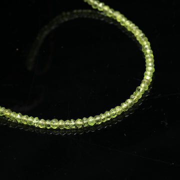 Green Radiance Peridot Choker Necklace